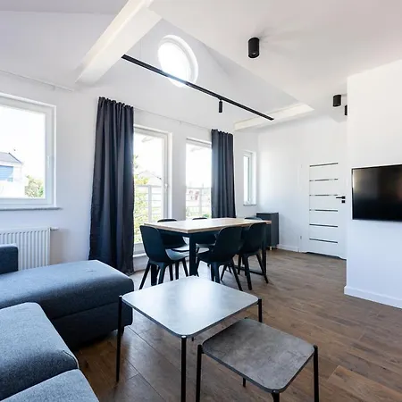 Apartment Yellow House By Victus Sopot