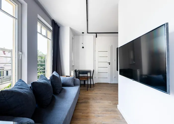 Yellow House By Victus Сопот